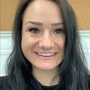 Meet your Posher, Agnes